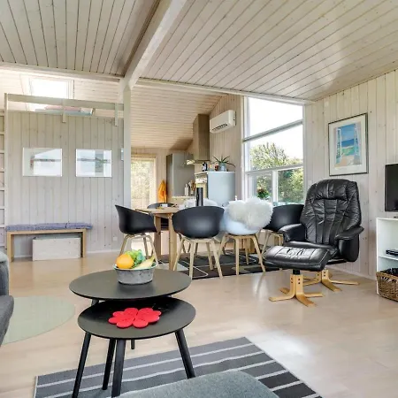 Marjanna - 350m From The Sea In Nw Jutland By Interhome Holiday home
